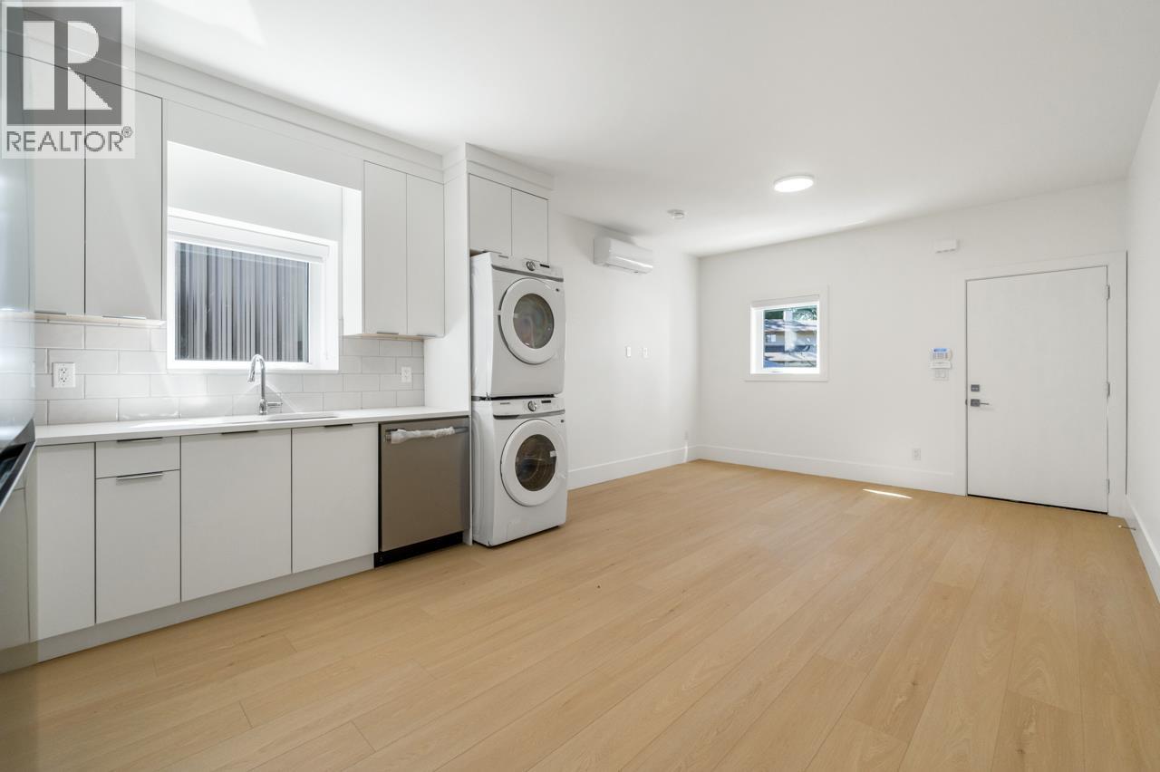 1 6139 ASHWORTH AVENUE, Burnaby