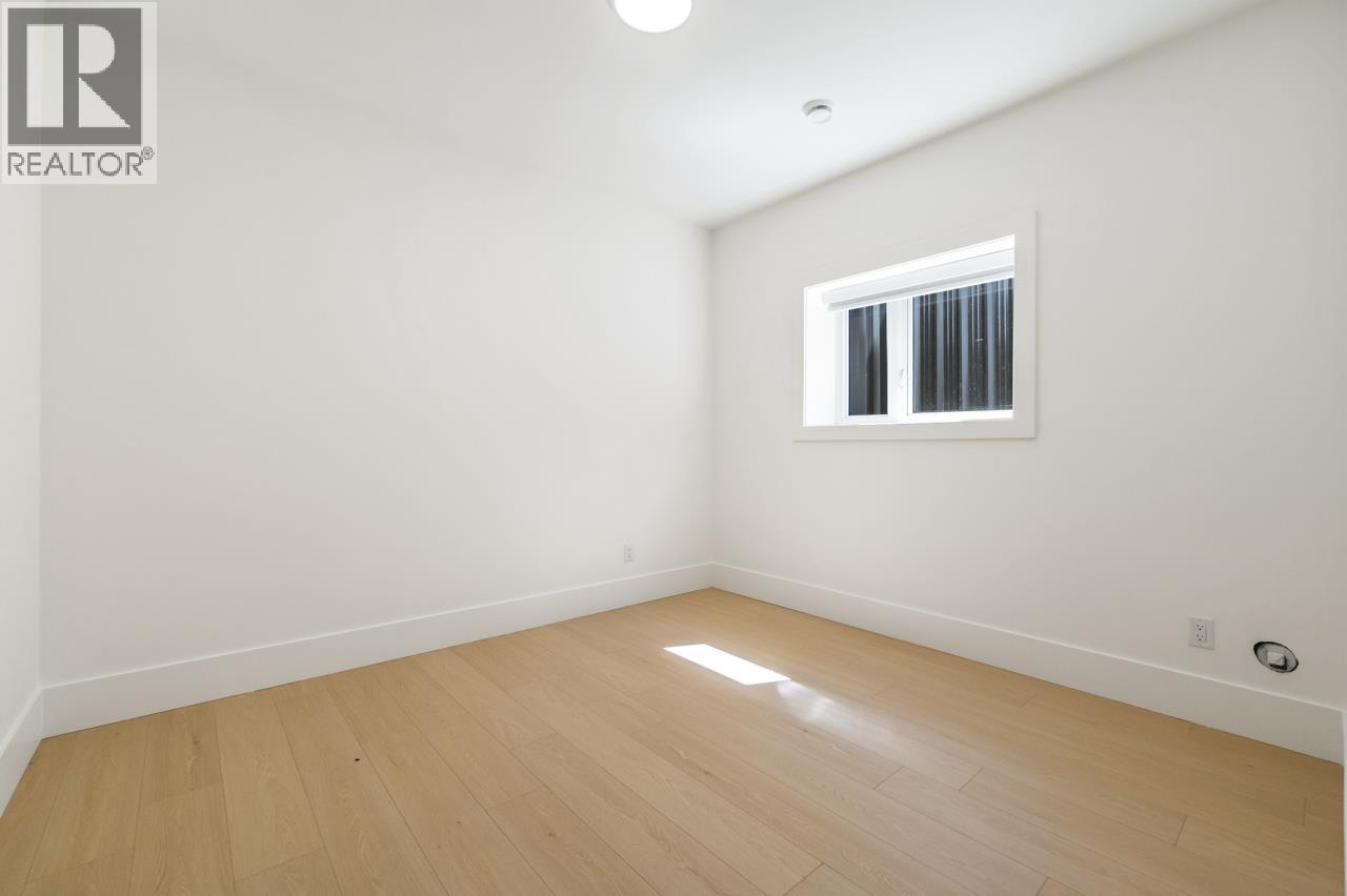 1 6139 ASHWORTH AVENUE, Burnaby