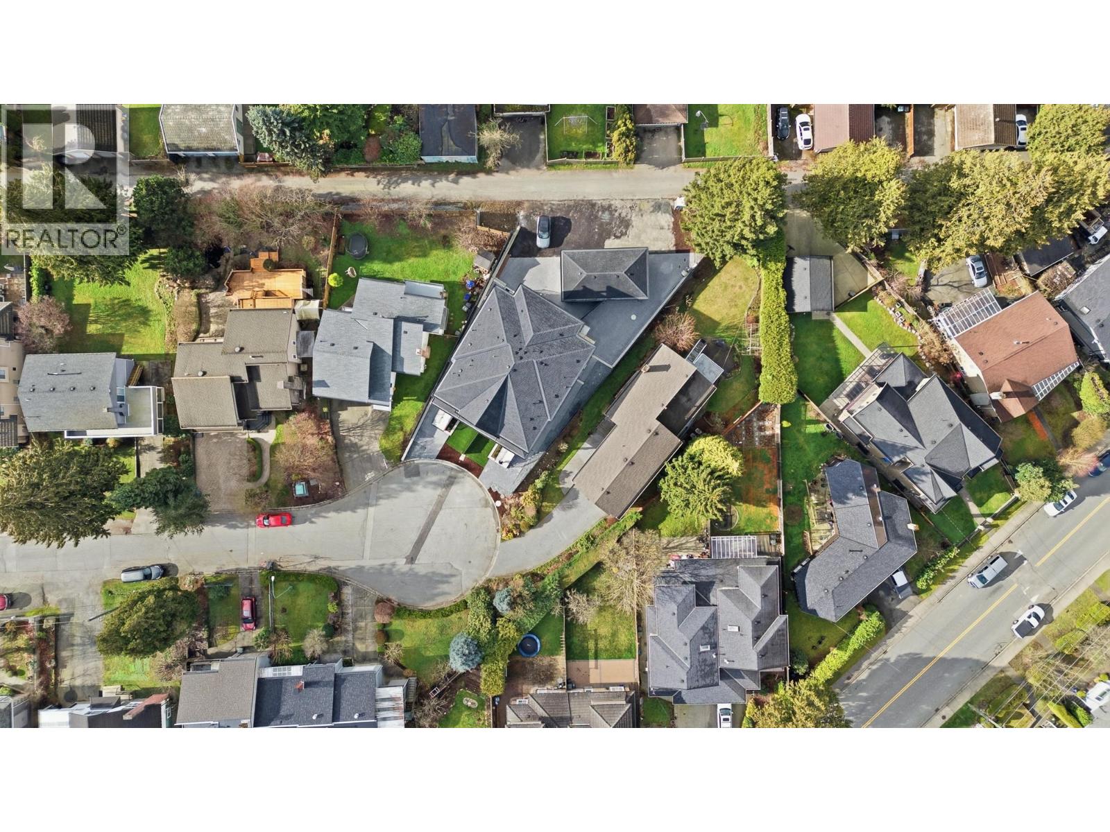 1 6139 ASHWORTH AVENUE, Burnaby
