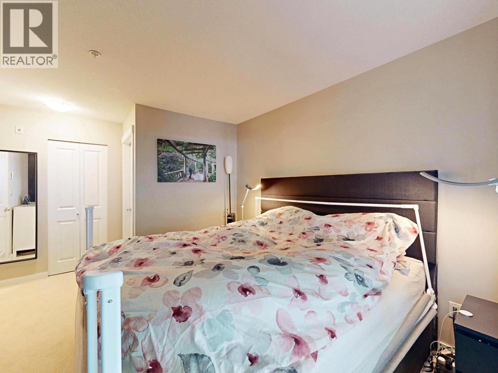 207 4783 DAWSON STREET, Burnaby