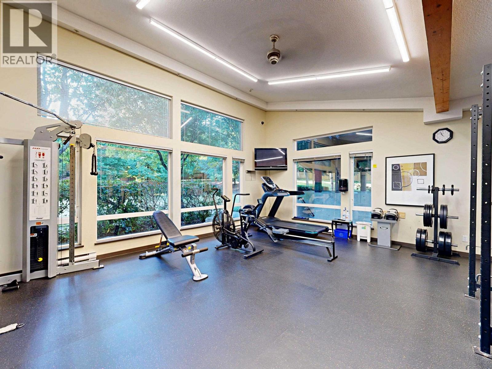 207 4783 DAWSON STREET, Burnaby