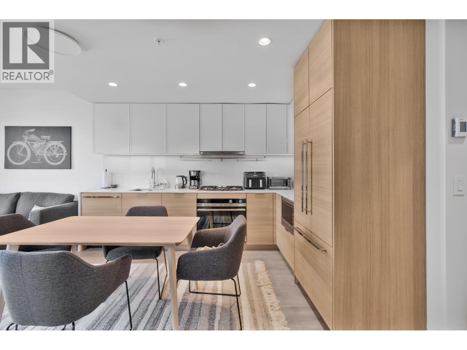 1806 1045 AUSTIN AVENUE, Coquitlam