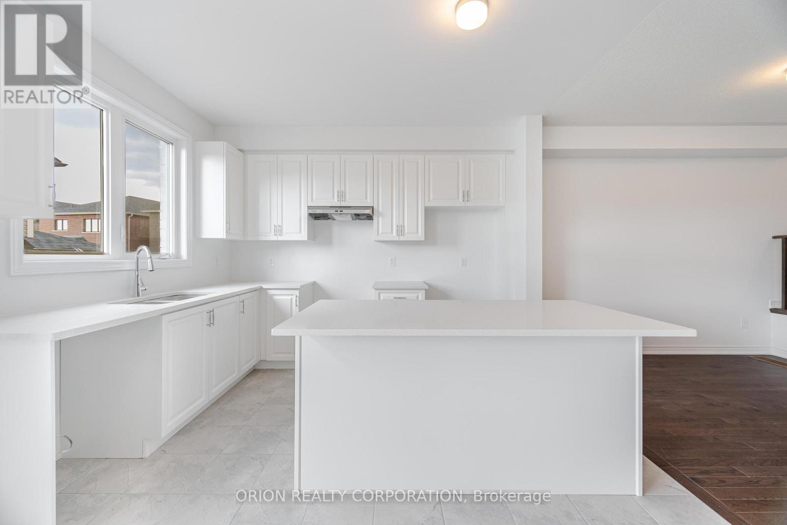 133 FENCHURCH MANOR AVENUE - Image 10