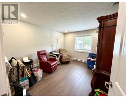 7 Simon Drive thumbnail 22