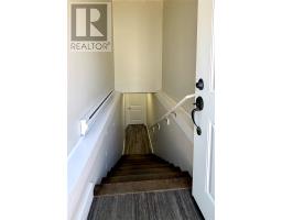 7 Simon Drive thumbnail 32