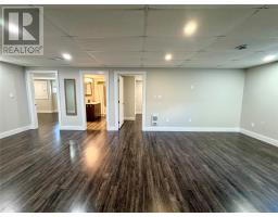 7 Simon Drive thumbnail 36