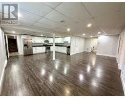 7 Simon Drive thumbnail 35