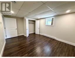 7 Simon Drive thumbnail 42