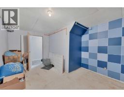1 Forest Close, Red Deer, AB T4N4Z7 Photo 13