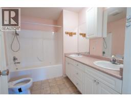 259 Denman St, Comox, BC V9M3B5 Photo 17