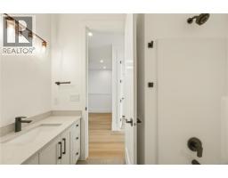 102 2302 Arbot Rd, Nanaimo, BC V9R6S8 Photo 43