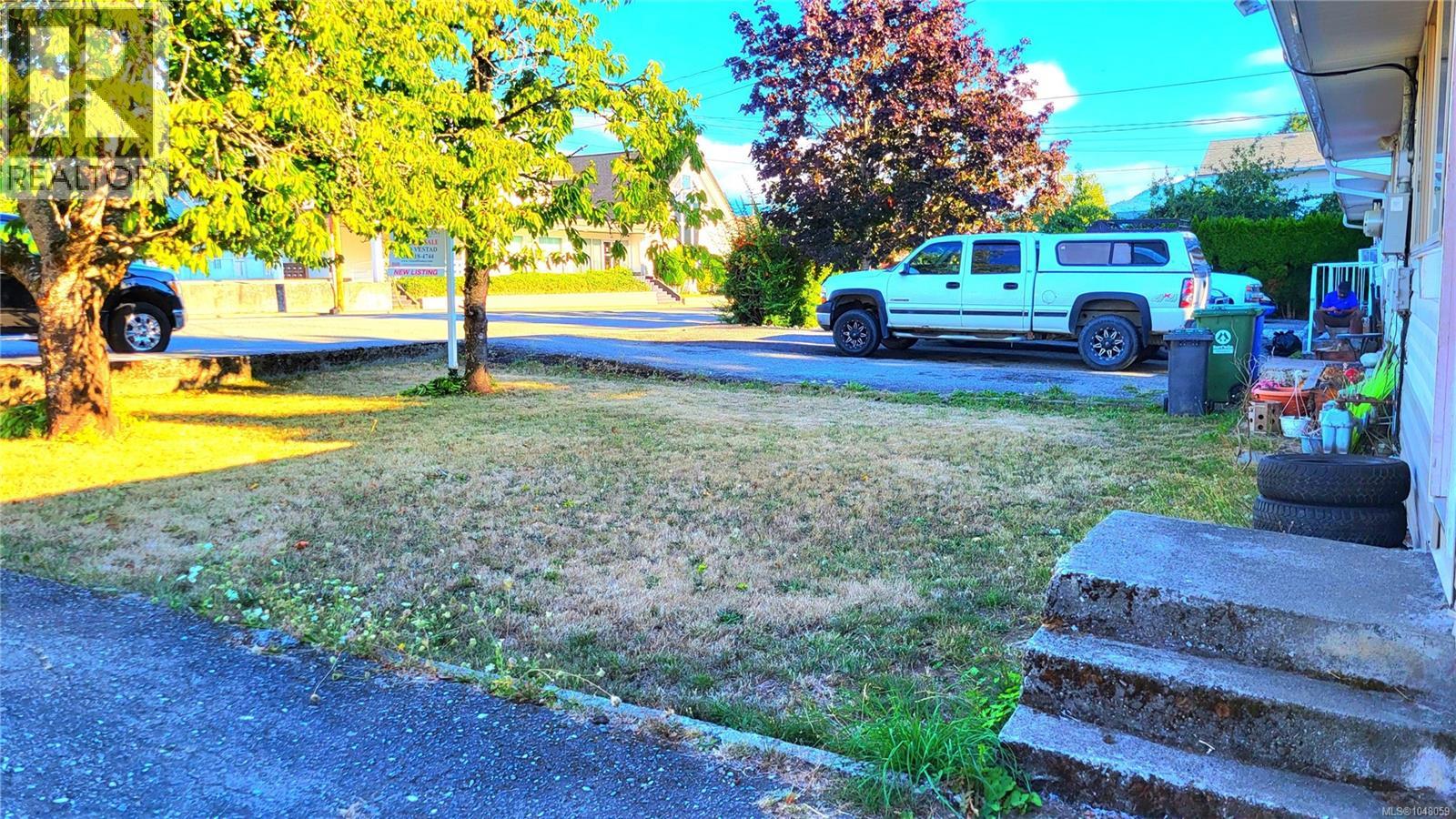 4034 6th Ave - 4