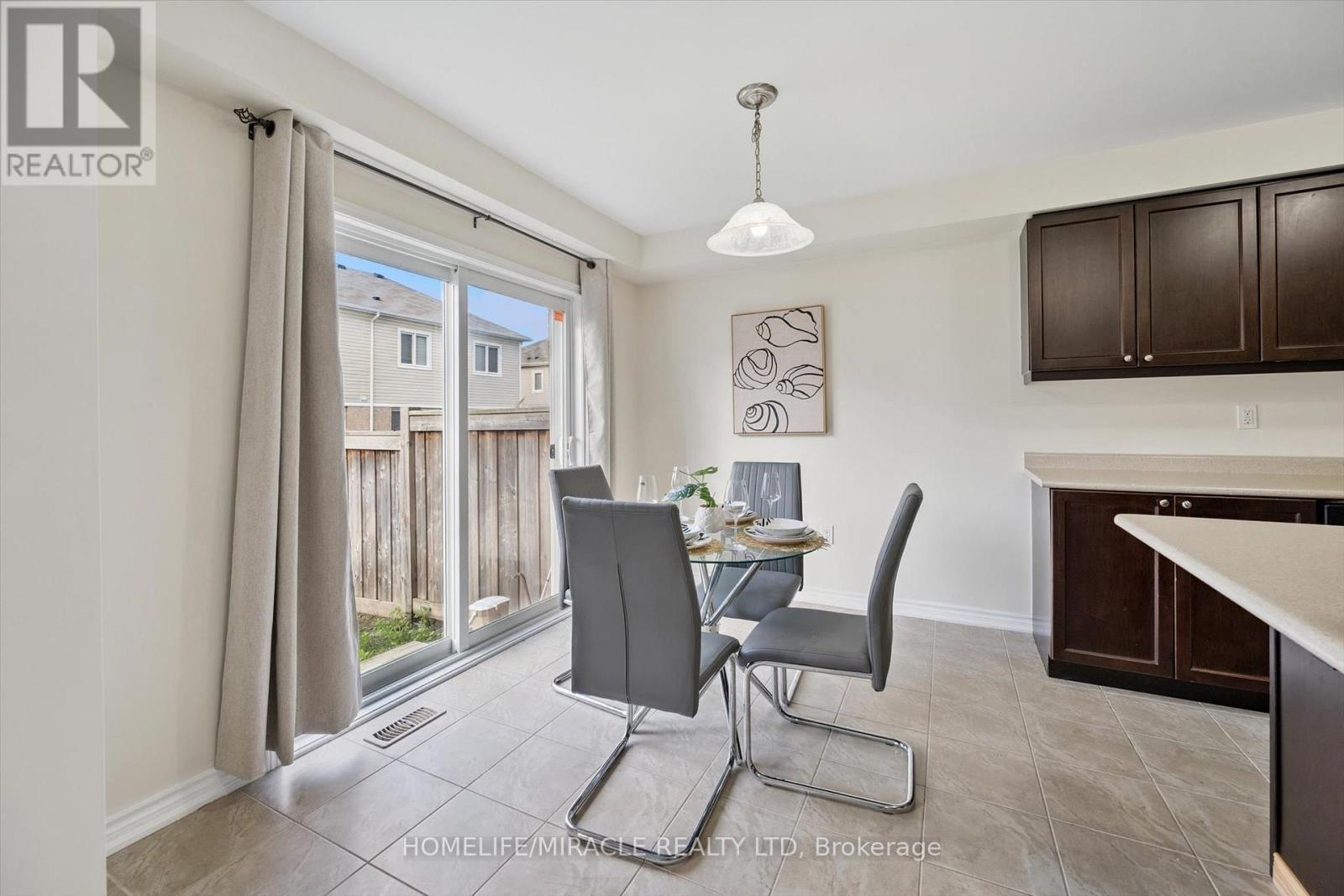 15 STRATUS STREET - 11