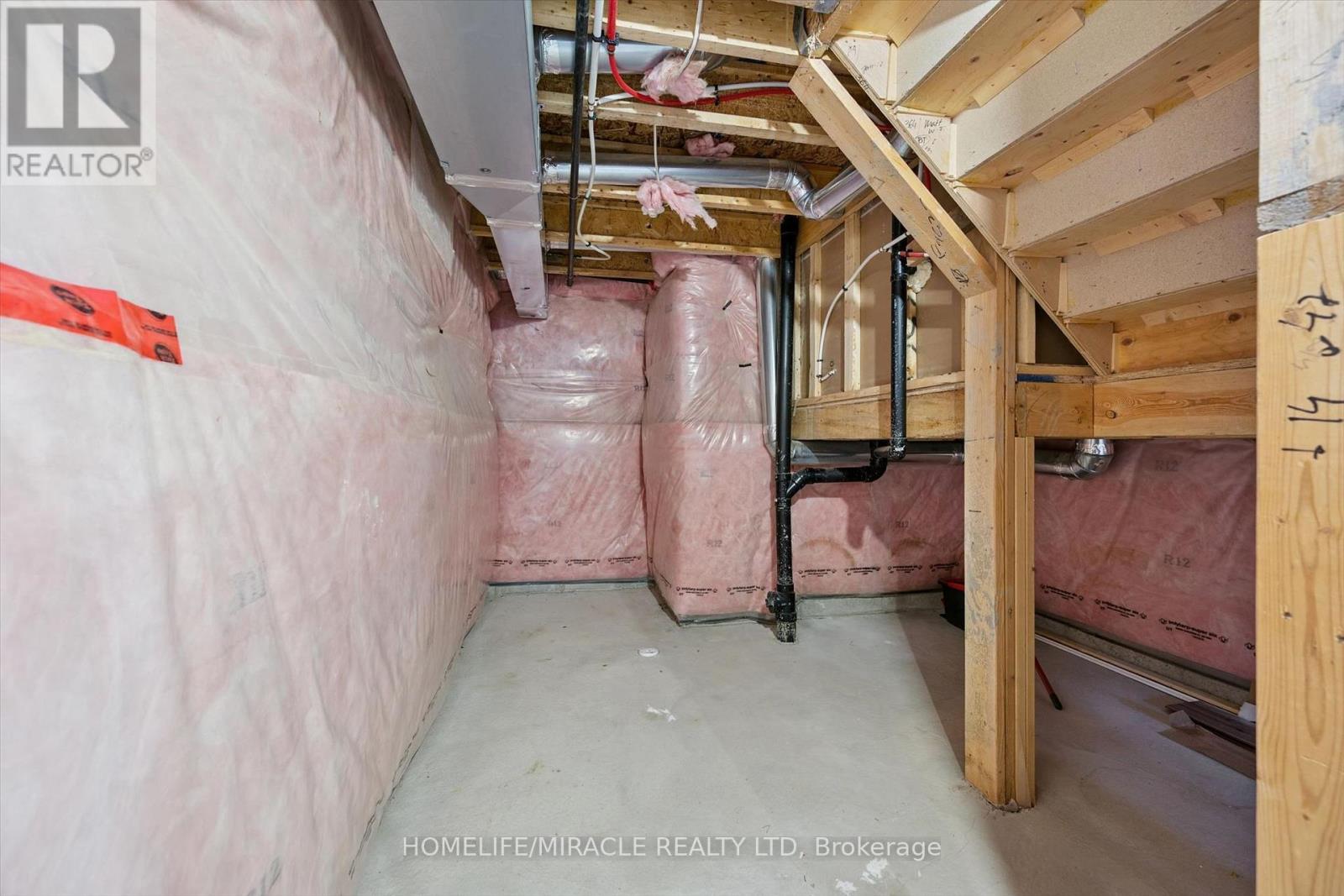 15 STRATUS STREET - 26