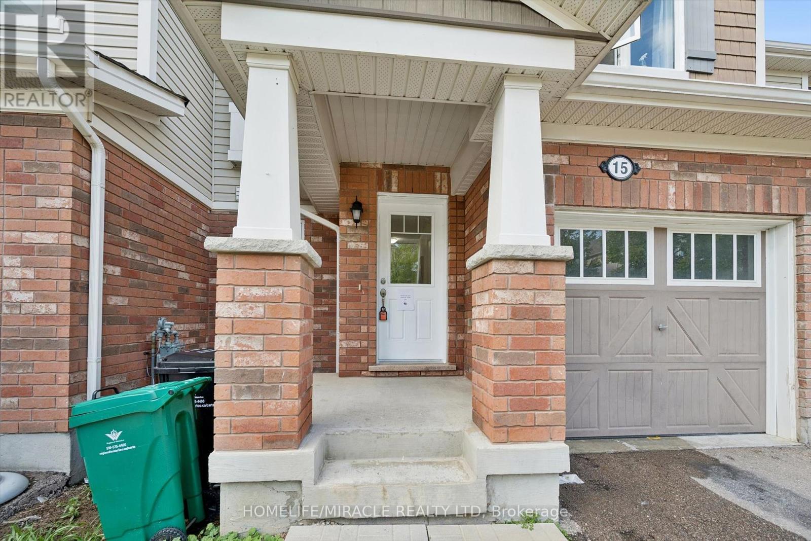 15 STRATUS STREET — photo 3