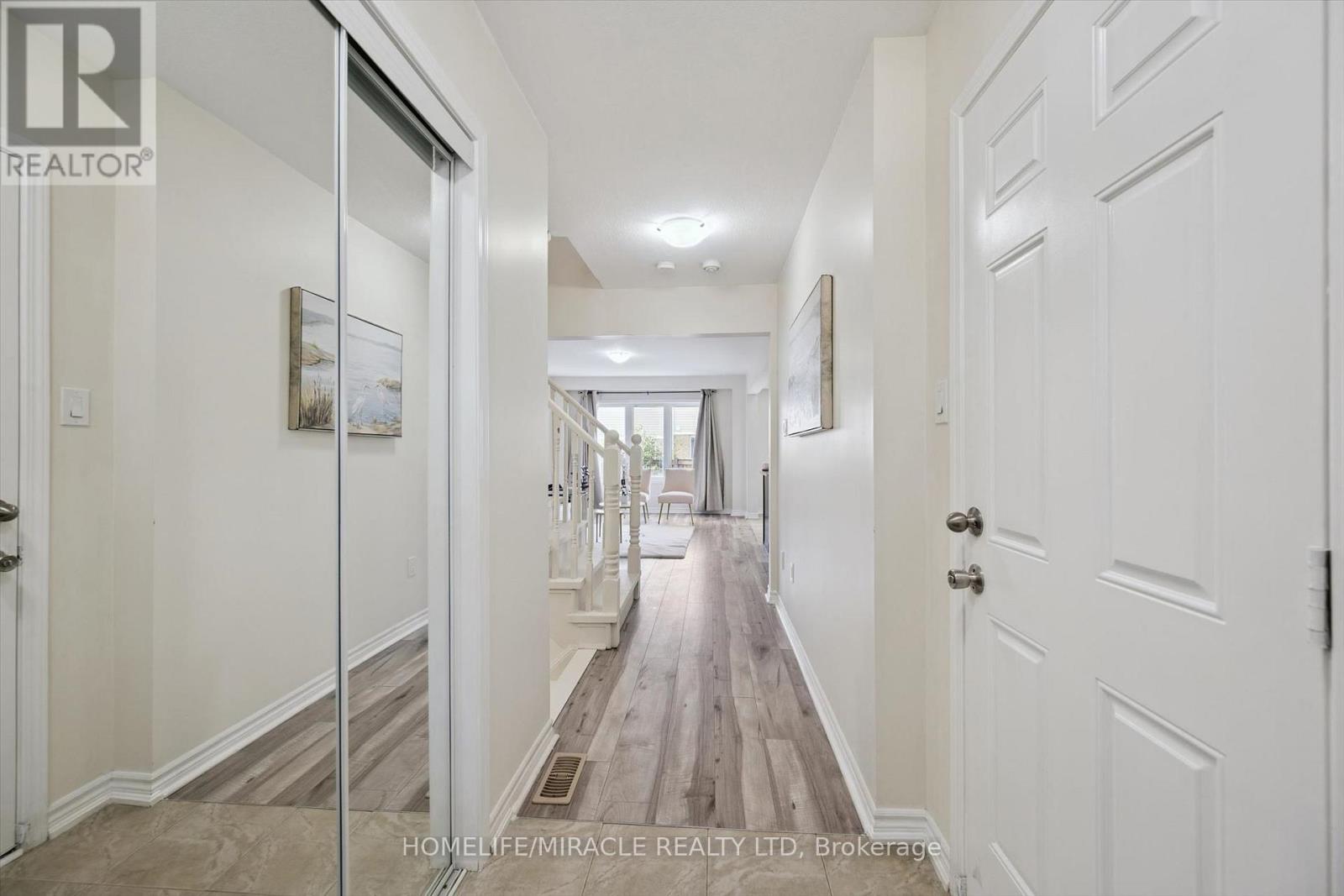 15 STRATUS STREET - 5