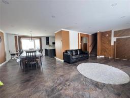 Office - 8162 2 Road N, Montcalm, MB R0A0L0 Photo 8
