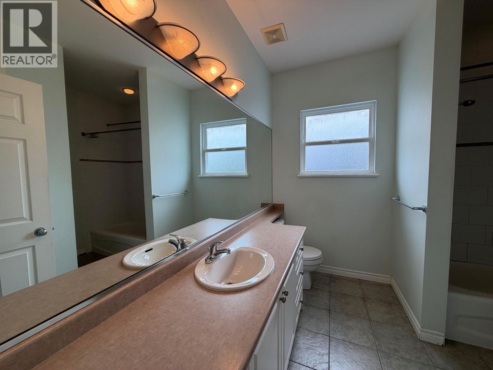 19590 SHINGLE BOLT CRESCENT, Pitt Meadows