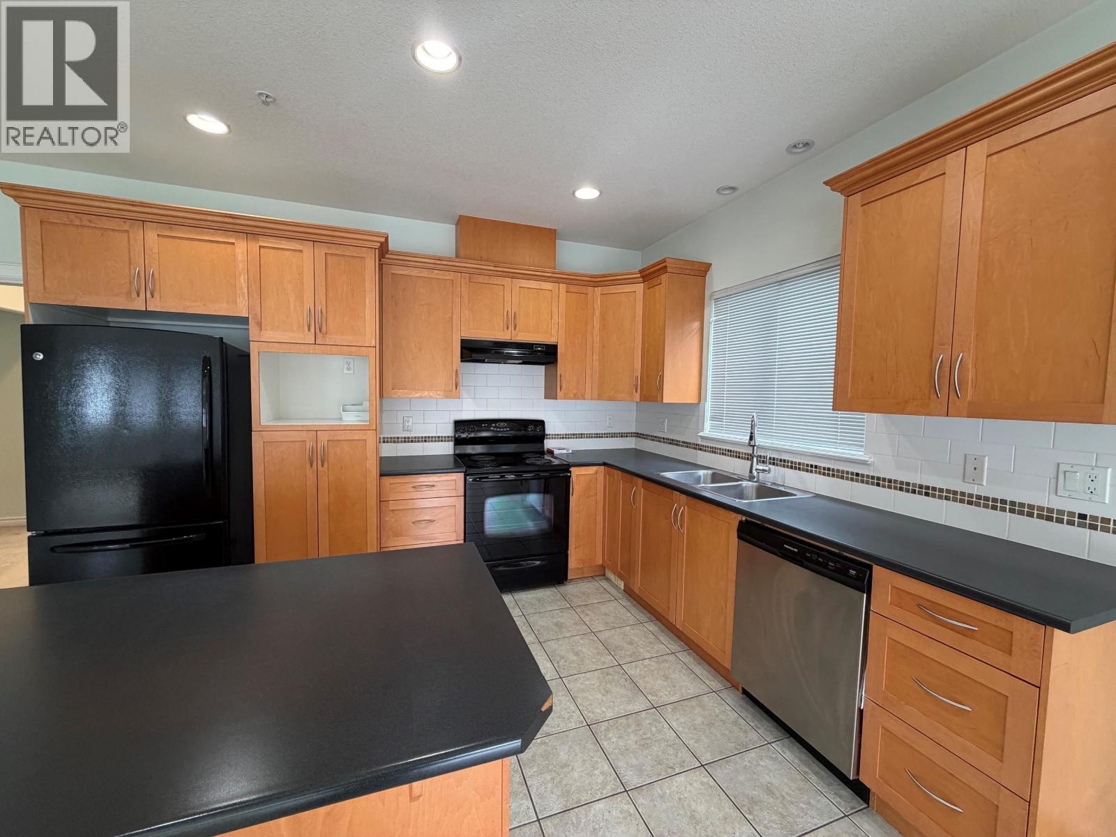 19590 SHINGLE BOLT CRESCENT, Pitt Meadows