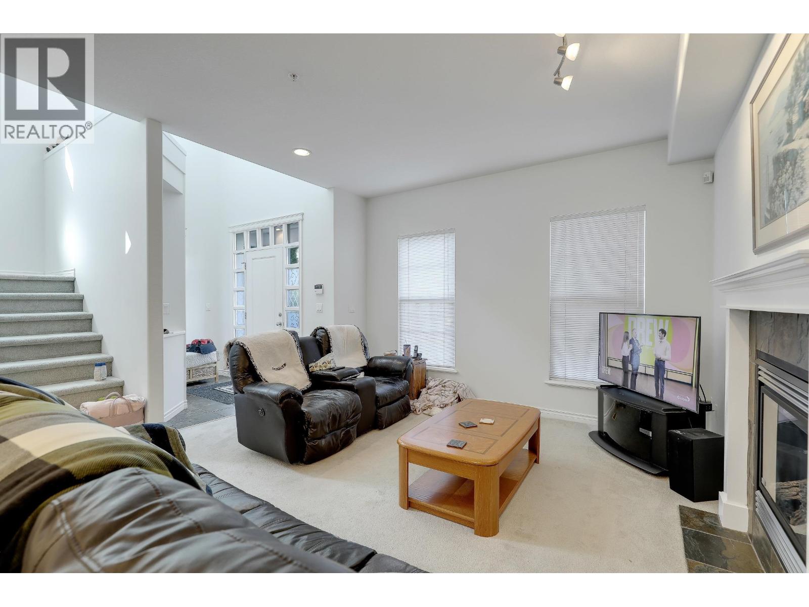 19590 SHINGLE BOLT CRESCENT, Pitt Meadows