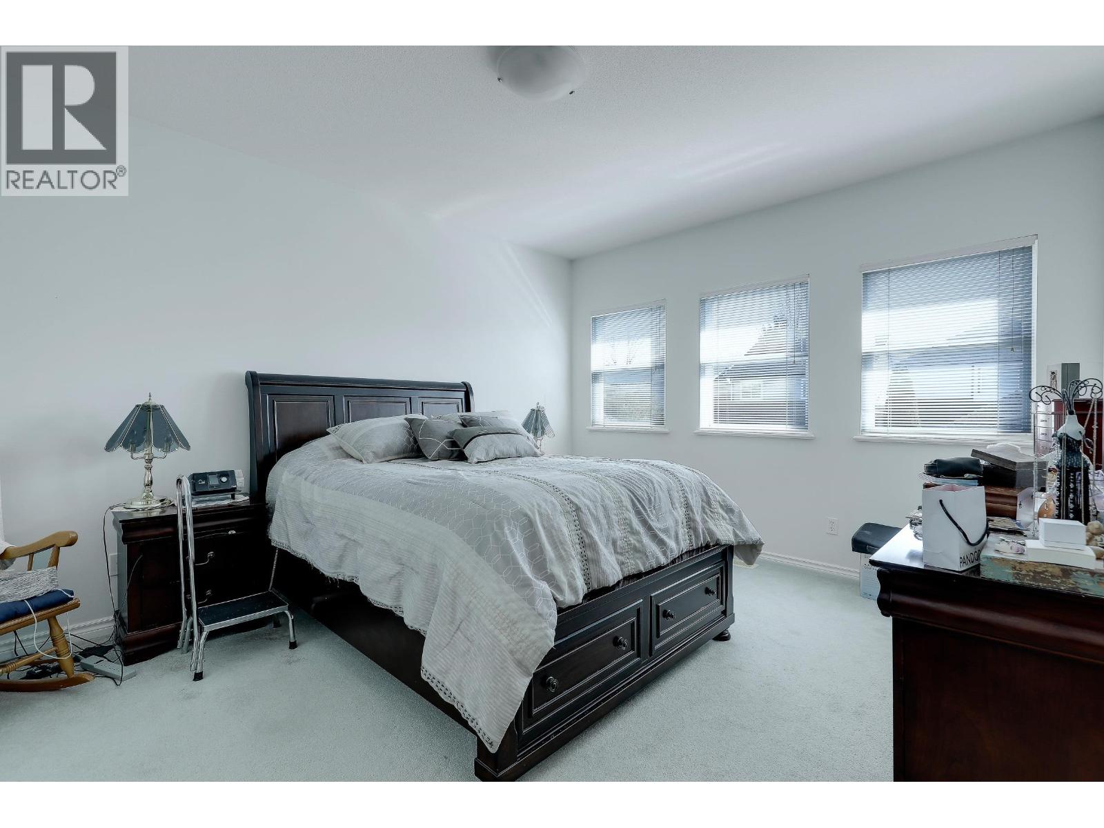 19590 SHINGLE BOLT CRESCENT, Pitt Meadows