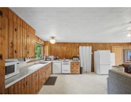 65 Ch. Des Pins, Kazabazua, QC J0X1X0 Photo 23