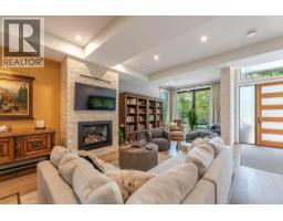 Foyer - 5212 Woods Avenue, Summerland, BC V0H1Z9 Photo 10