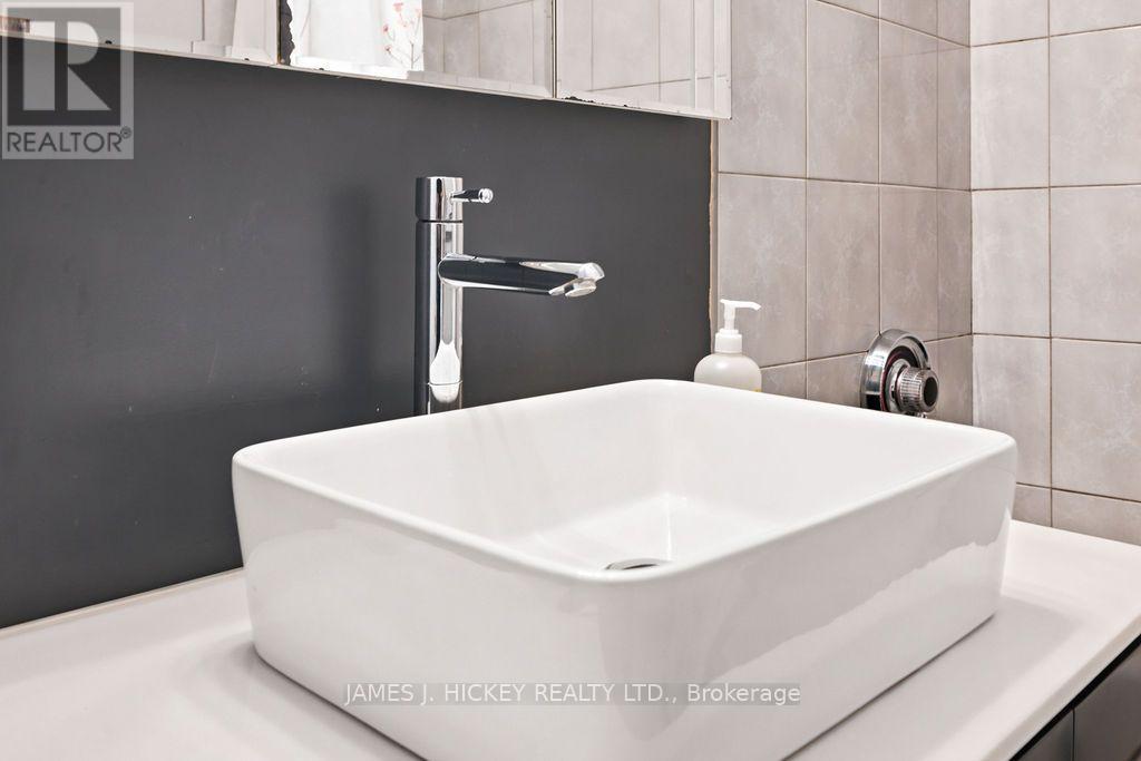 18 SILVIE STREET - 26