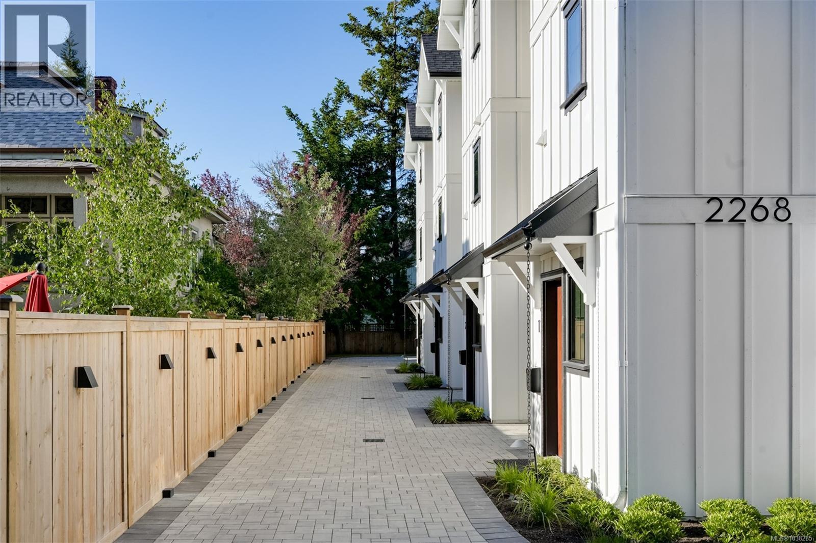#3 2268 Bowker Ave - 2