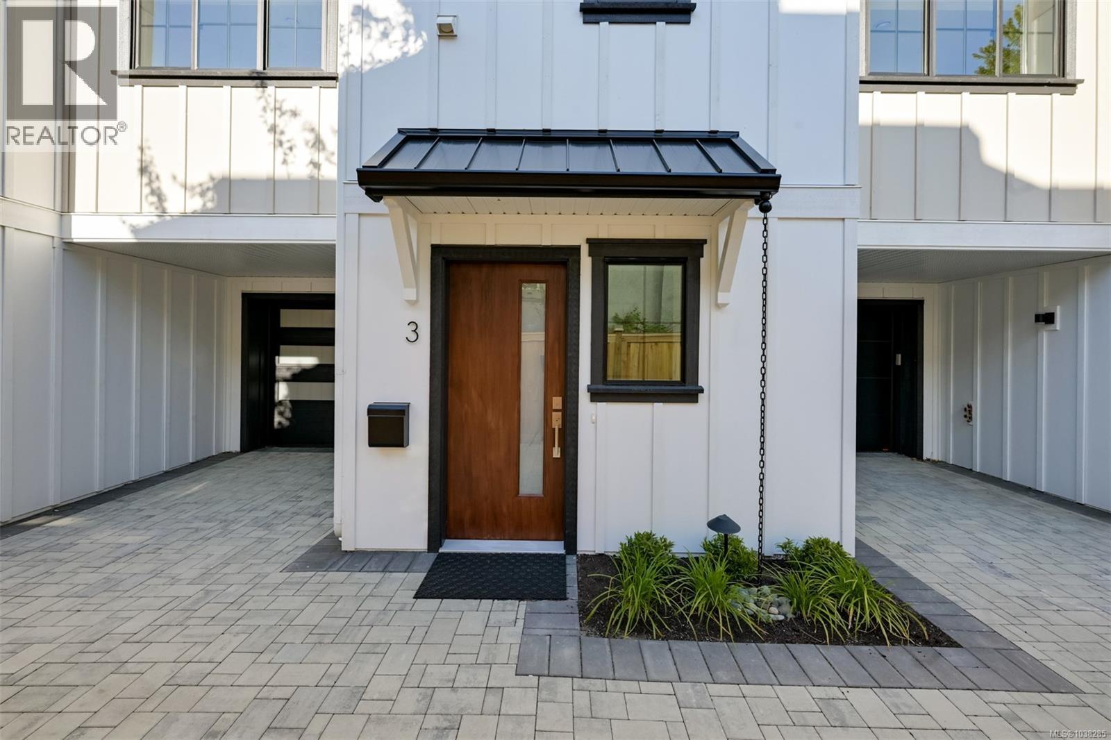 #3 2268 Bowker Ave - 3
