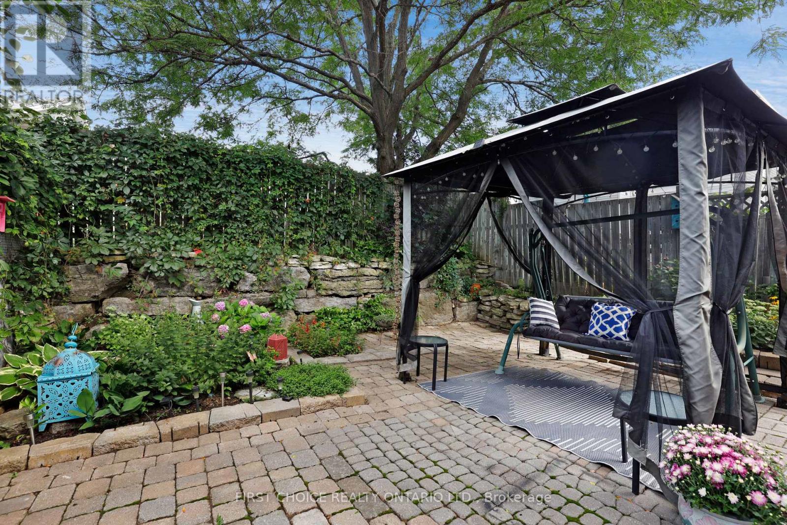 51 CENTRAL PARK DRIVE - Image 33