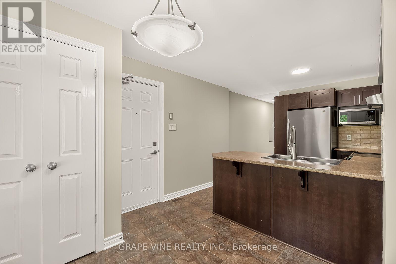 #UNIT A 1124 KLONDIKE ROAD - 6