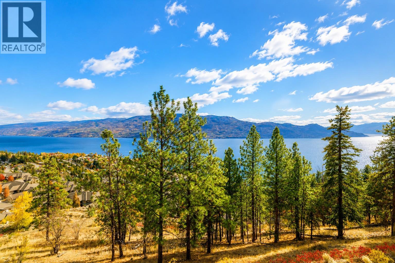 4450 Ponderosa Drive Unit# 204, Peachland