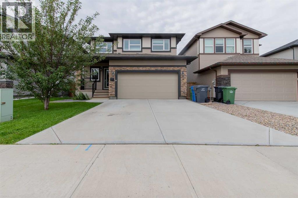 356 Westgate Crescent - 1