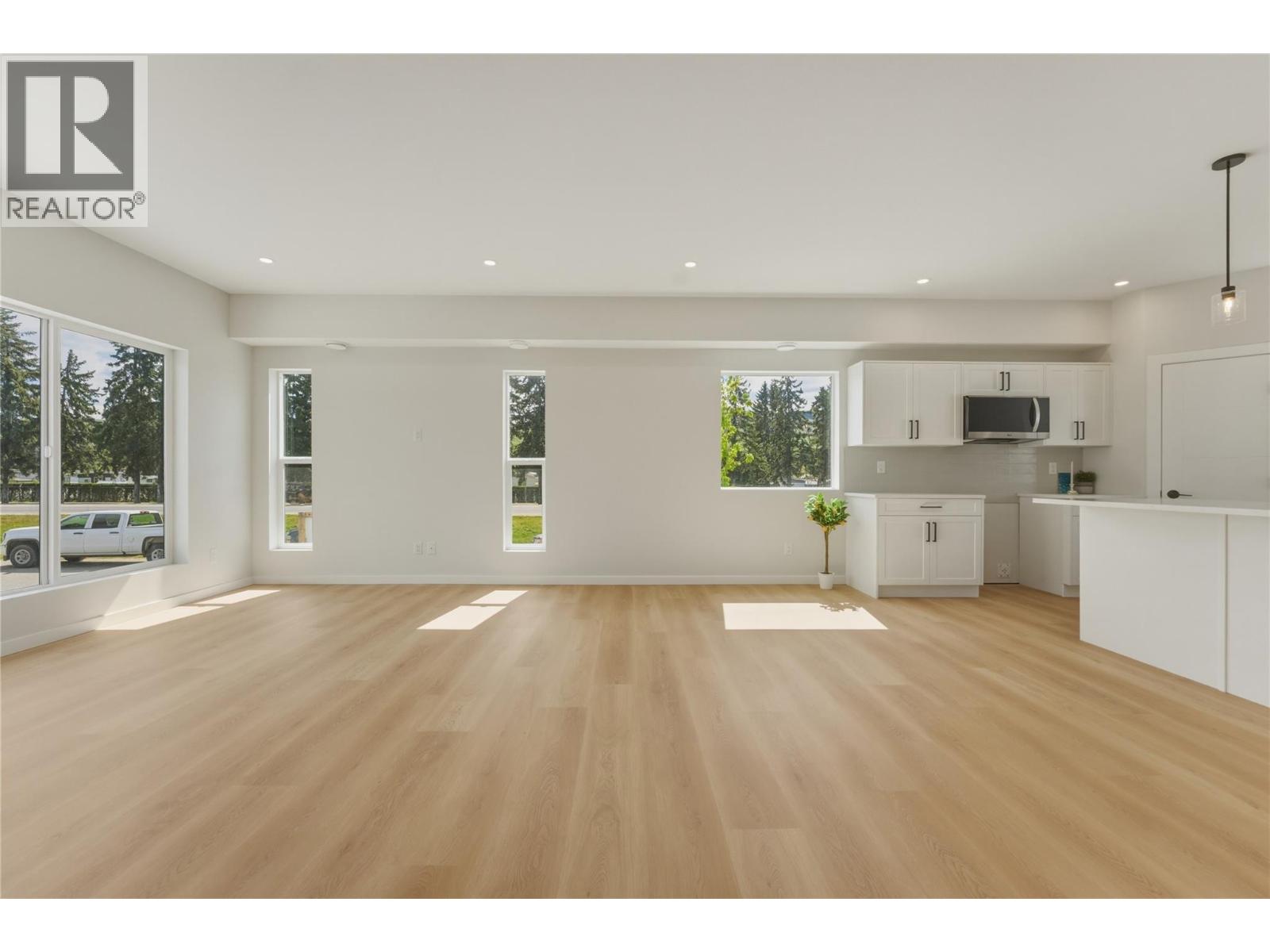5661 Okanagan Landing Road Unit# 3, Vernon
