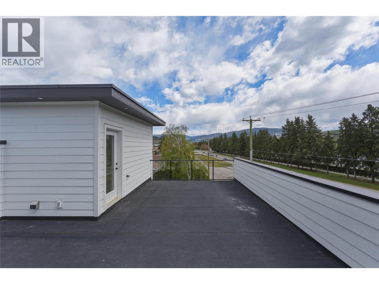 5661 Okanagan Landing Road Unit# 3, Vernon