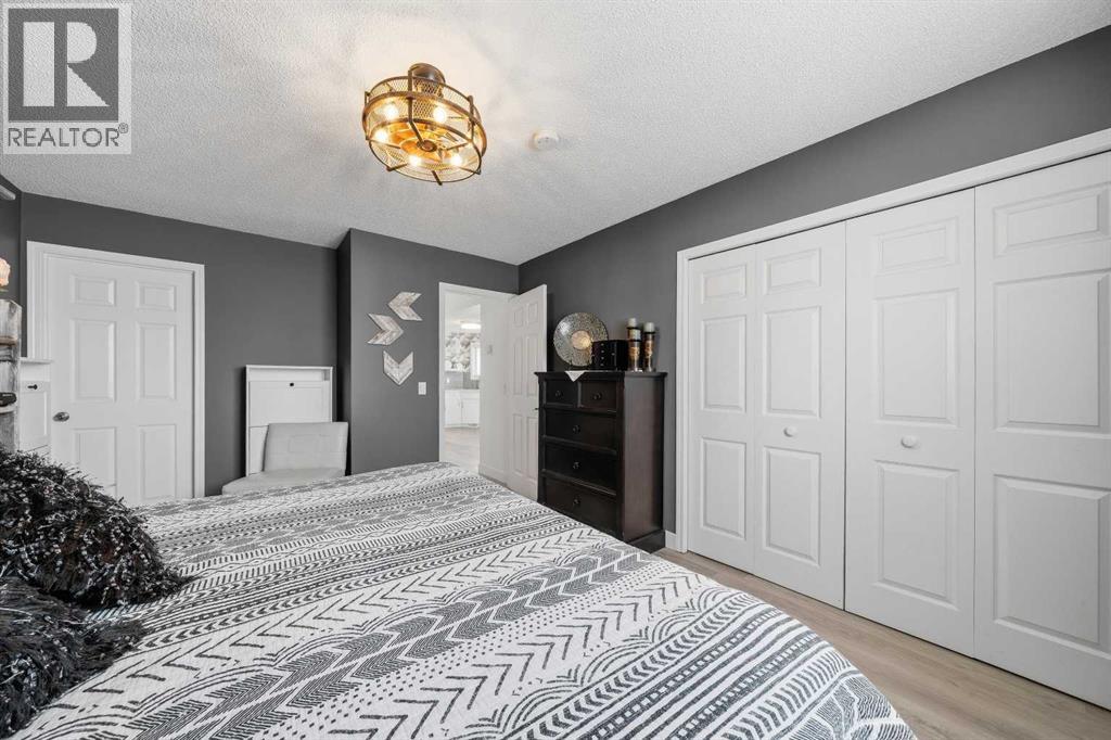 119 Applemont Close SE - 21