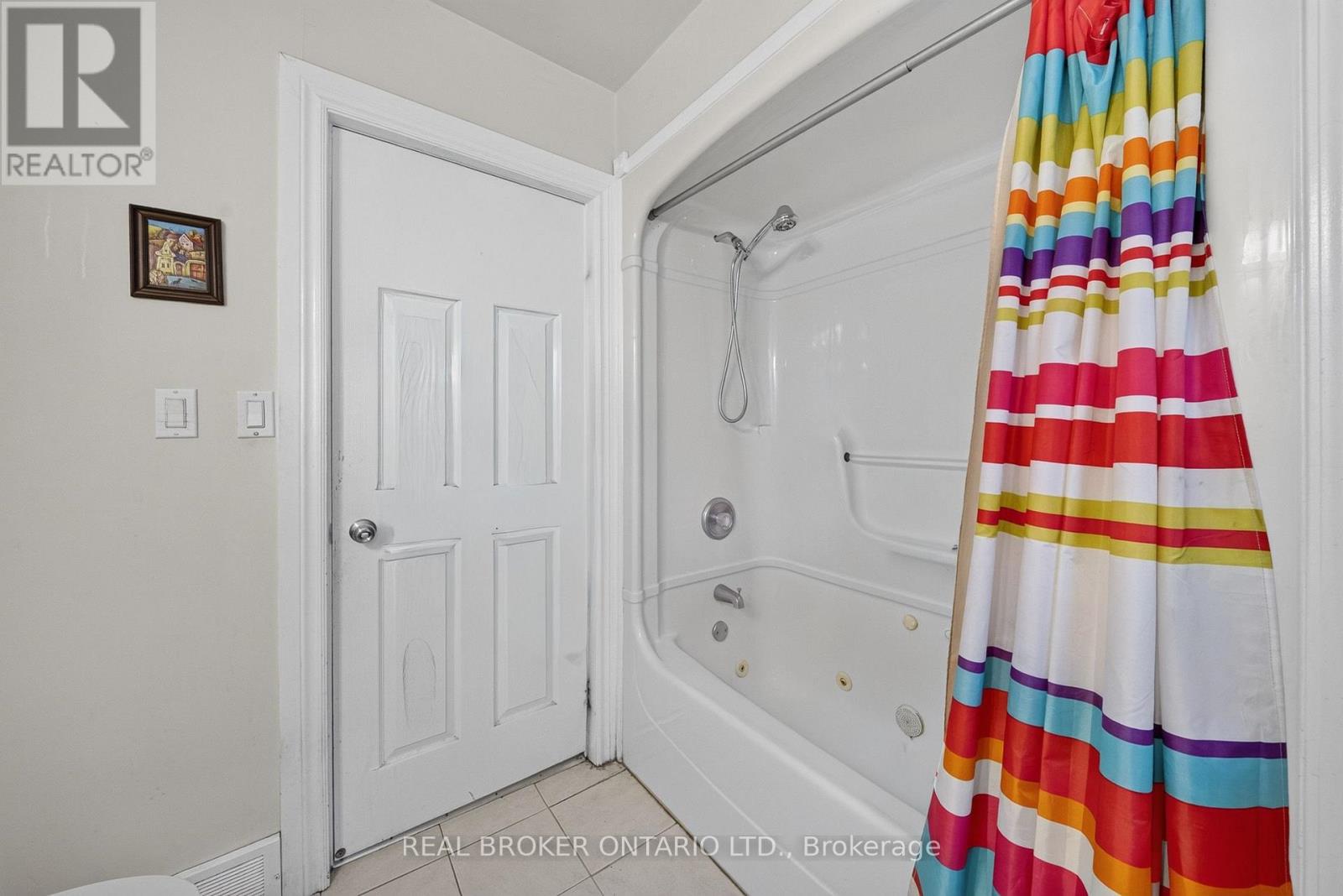 109 GLADSTONE AVENUE - 20