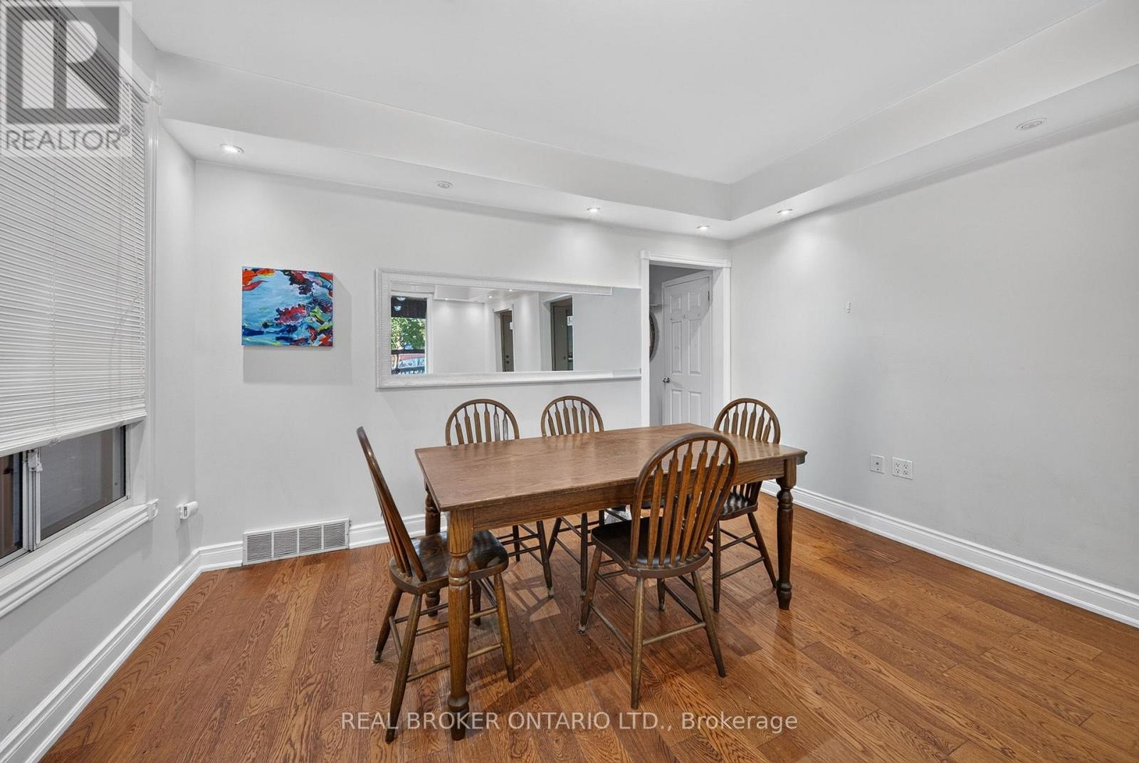 109 GLADSTONE AVENUE - 8