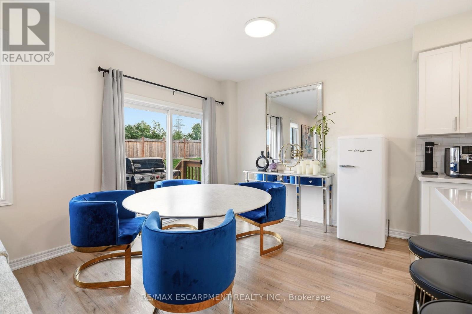 67 PINOT CRESCENT - 20