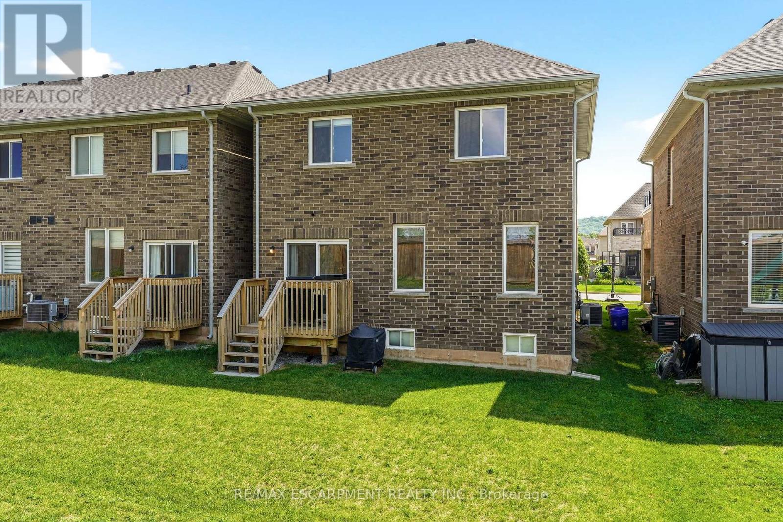 67 PINOT CRESCENT - 45