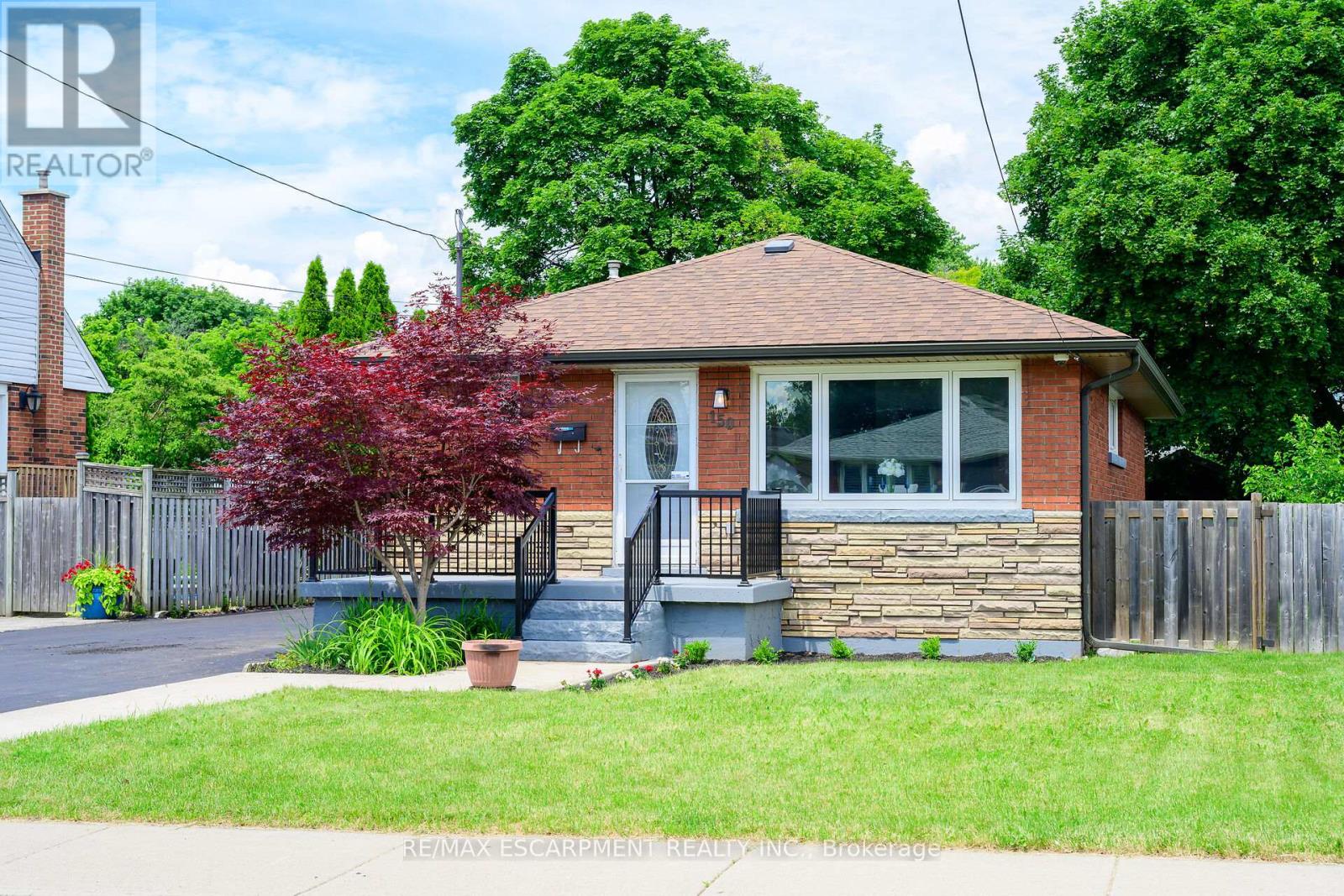 150 HOWARD AVENUE - 3