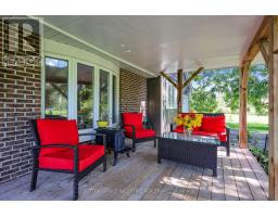10 Springhome Road, Oro Medonte, ON L0L1T0 Photo 9