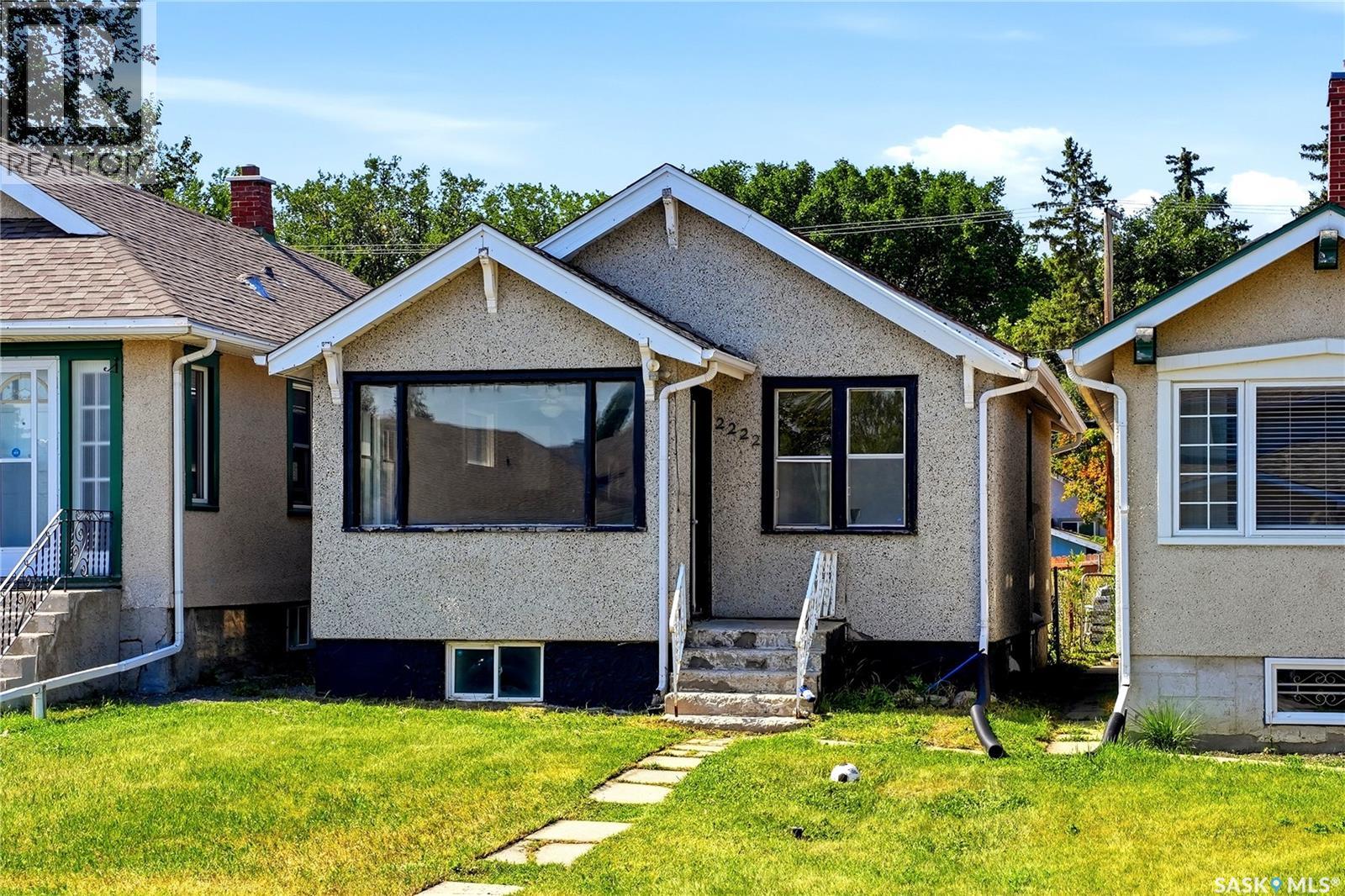 2222 Wallace STREET - 1