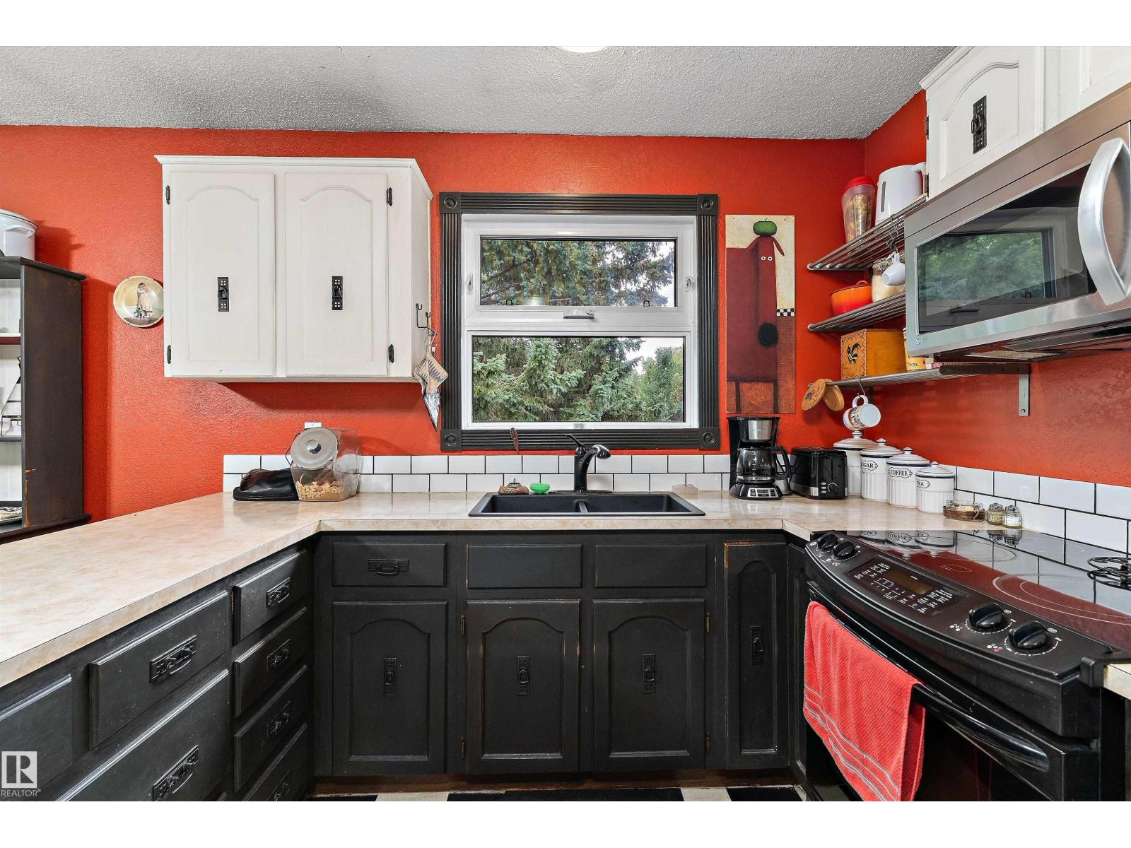#37 53431 RGE ROAD 221 - 16