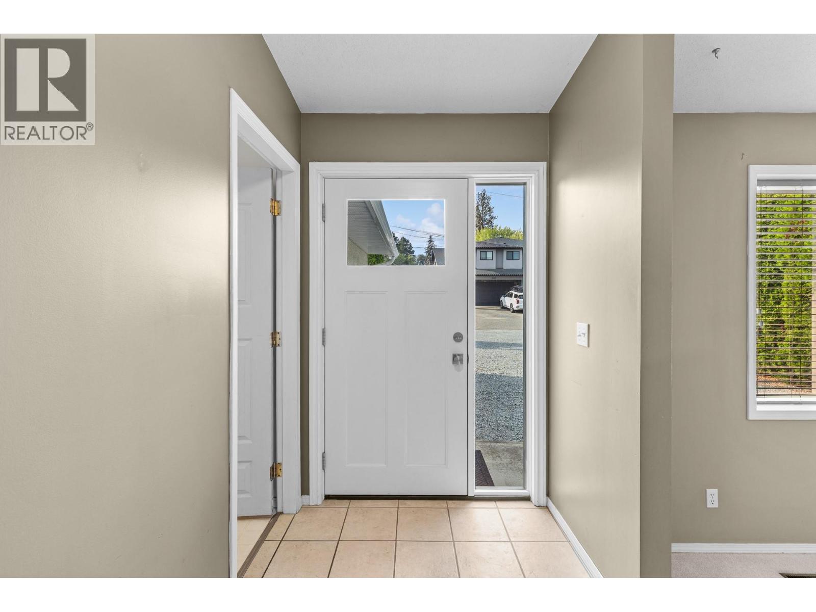 602 Willms Road, Kelowna