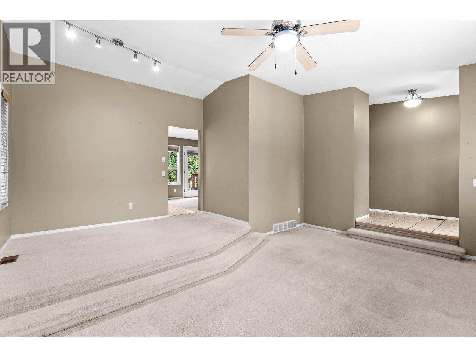602 Willms Road, Kelowna