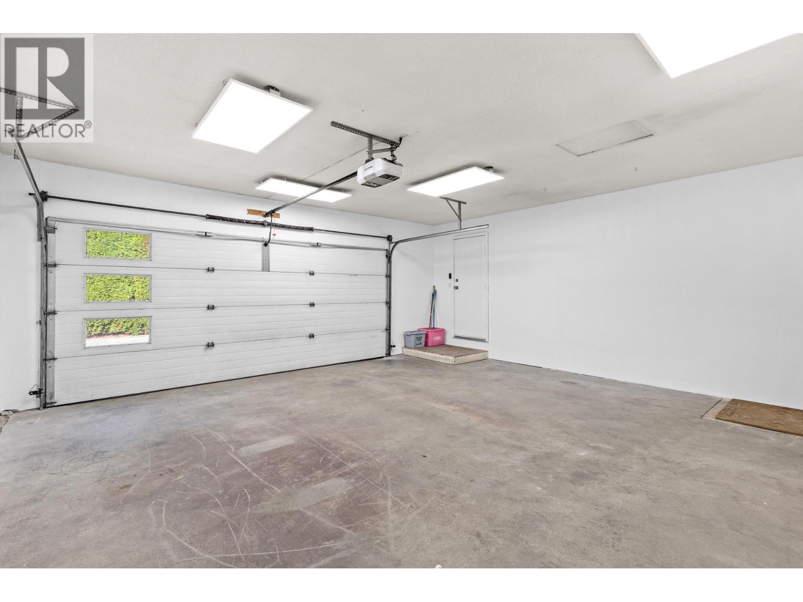 602 Willms Road, Kelowna