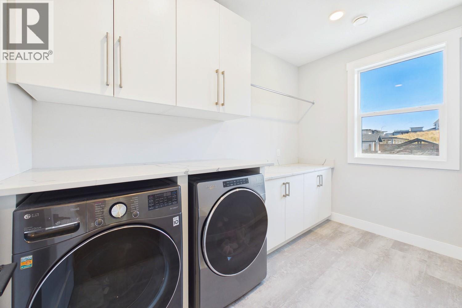 439 Redtail Court, Kelowna