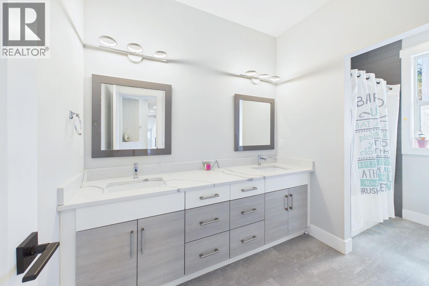 439 Redtail Court, Kelowna